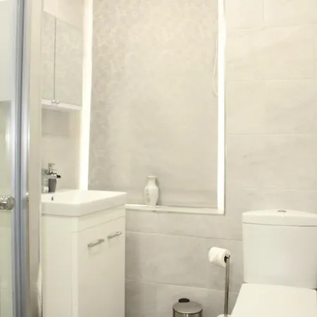 Сasa de vacaciones Trade Crew House - 4br Sleeps 11, M606 Access Bradford (West Yorkshire)
