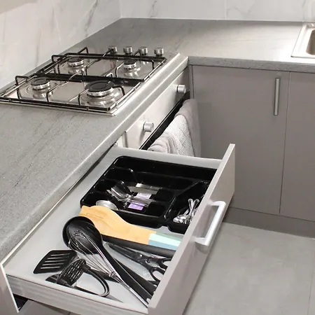 Trade Crew House - 4br Sleeps 11, M606 Access Сasa de vacaciones